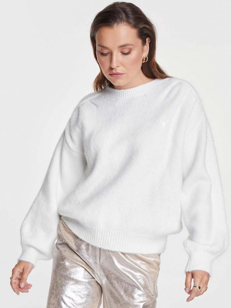 Alix the Label Knitted Fluffy Pullover 012 Soft White