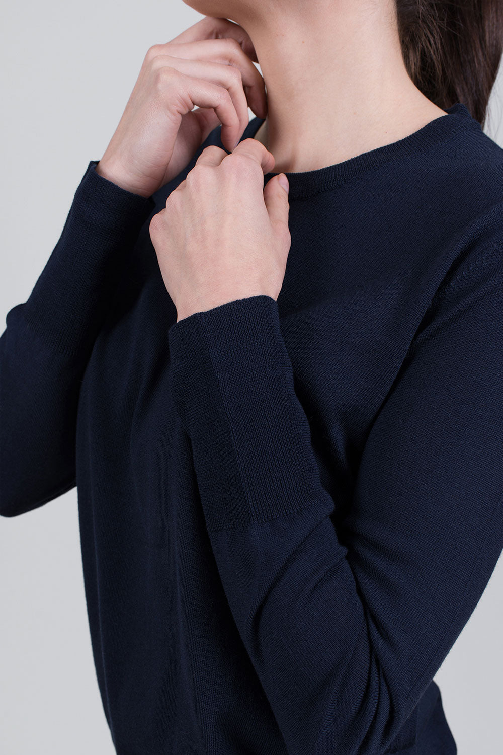 The Clothed Barcelona Merino Pull Navy