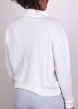 Afbeelding in Gallery-weergave laden, The Clothed Portland knitted turtle neck Off white
