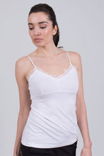 Afbeelding in Gallery-weergave laden, The Clothed Top Los Angeles White
