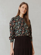 Afbeelding in Gallery-weergave laden, indi &amp; cold Sienna Leaf Blouse
